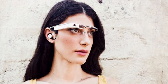Pakai Google Glass bikin pusing?