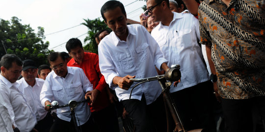 Jokowi sebut koalisi batal karena Golkar minta posisi