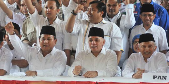 16 Tahun lalu, Amien Rais diancam ditembak anak buah Prabowo