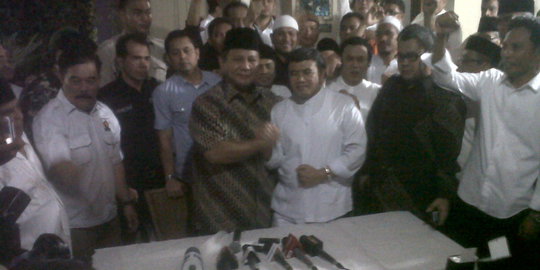 Ajak Rhoma berkuda, Prabowo janji latihan nyanyi