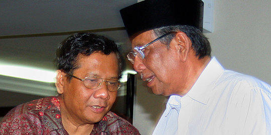 Hasyim Muzadi sayangkan Mahfud MD jadi ketua tim sukses Prabowo
