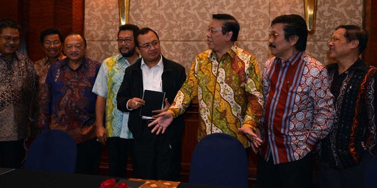 Tokoh senior Golkar rapatkan barisan goyang Ical