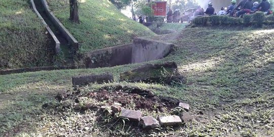 Kuburan misterius lingkar UI simbol perlawanan petugas taman