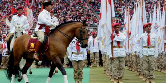 Riwayat Hidup: Prabowo hobi berkuda dan menembak, Jokowi kosong