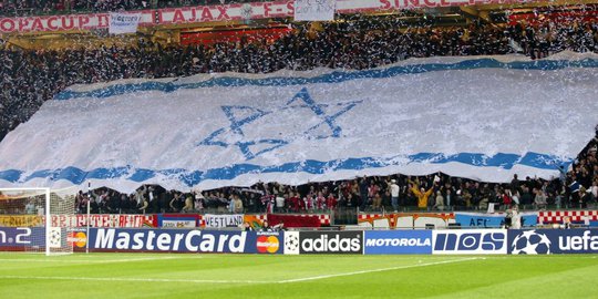 Atmosfer Yahudi di White Hart Lane