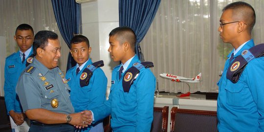barisan jenderal di belakang jokowi-jk