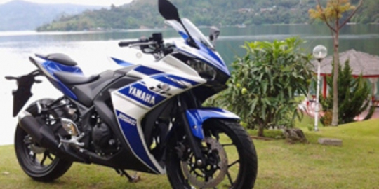 Berapa sebenarnya kecepatan maksimal Yamaha R25?
