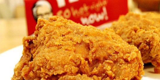 Masukkan rambut kemaluan ke makanan, pramusaji KFC disanksi