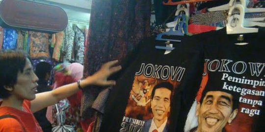 Kaos capres Jokowi laris manis di Beringharjo