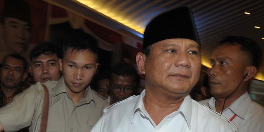 Prabowo: Kalau di politik suara serak uang habis