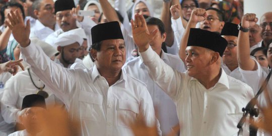 Prabowo-Hatta dapat dukungan dari ibu pengajian