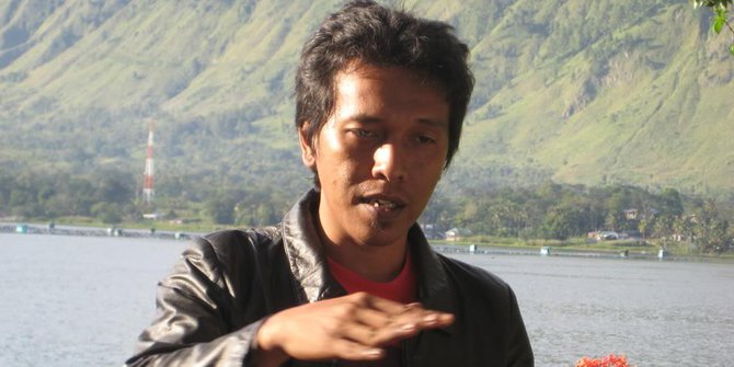 4 Ucapan 'menggigit' Adian Napitupulu untuk kubu Prabowo
