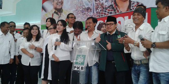 Dibacakan Tarzan, Srimulat dkk deklarasi dukung Jokowi-JK