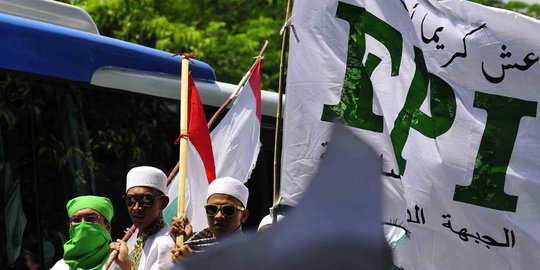 Kubu Prabowo-Hatta akui ingin rangkul FPI