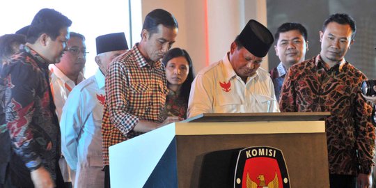 4 Cibiran pidato Jokowi di acara deklarasi pemilu damai