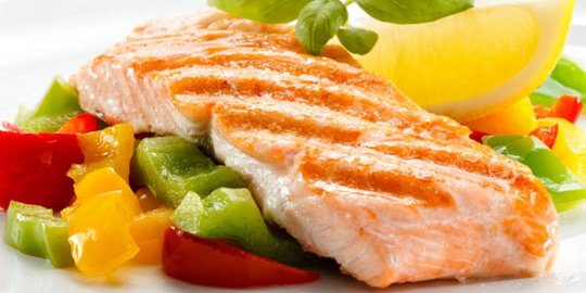 wanita harus mengonsumsi 8 makanan ini tiap hari