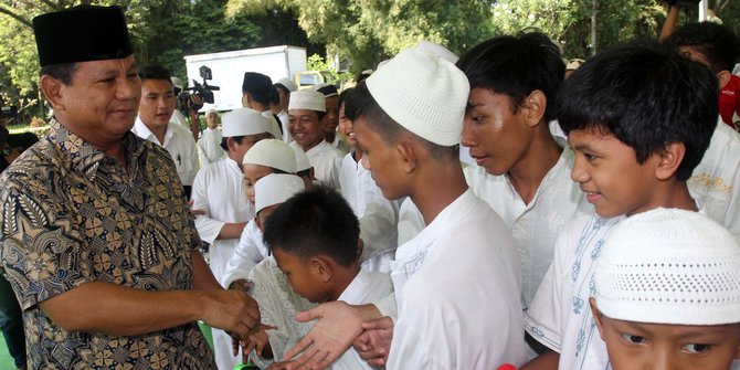 Kunjungi ponpes AL-Qodiri, Prabowo harap dapat dukungan santri