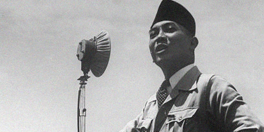 Kisah Soekarno soal peci miring dan pohon beringin 
