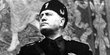 Lemari tempat menyimpan jasad Benito Mussolini dilelang di eBay