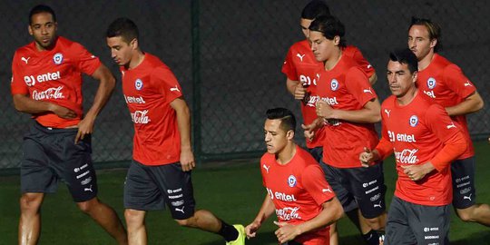 Melihat latihan keras timnas Chile jelang Piala Dunia 2014