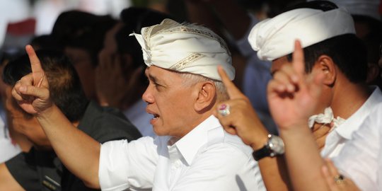 Sesumbar Hatta Rajasa sejahterakan rakyat jika jadi wapres