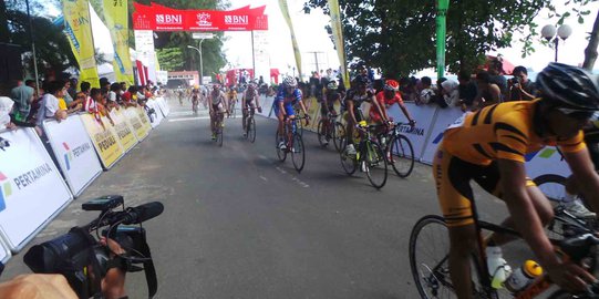 Pebalap Indonesia tumbang di etape I Tour de Singkarak 2014