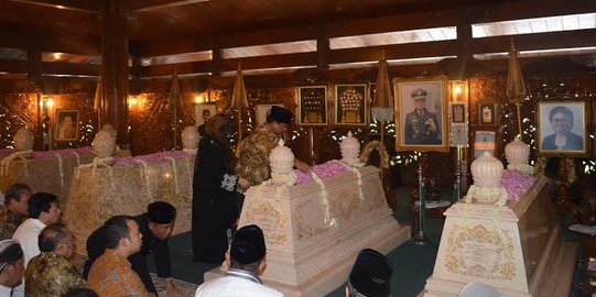 Gerindra sebut Prabowo ke makam Soeharto bukan minta berkah