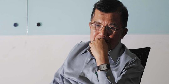 Wasekjen Golkar: JK dipecat Gus Dur lantaran ke LN tanpa izin