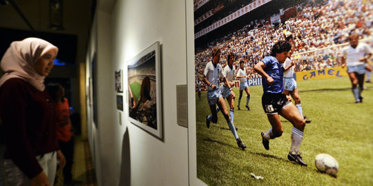 Bernostalgia di pameran foto Piala Dunia 1930-2010