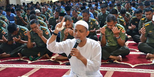 Ustaz Arifin Ilham dukung Prabowo presiden,Jokowi tetap Gubernur