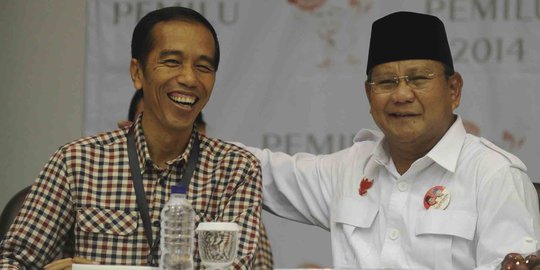 Ekonom kritik politik anggaran Jokowi dan pajak ala Prabowo