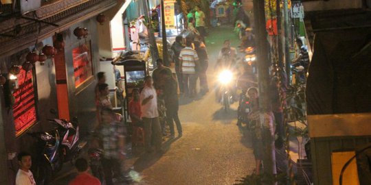 dan unair minta risma jangan asal tutup dolly rev1