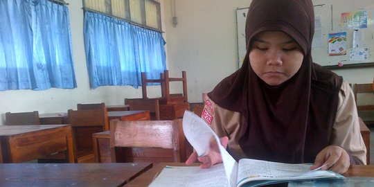 Siswi SMP 99 Pulomas ini dapat nilai tertinggi UN se-Indonesia