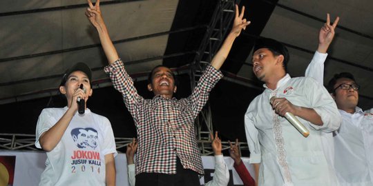 Tangkis kampanye hitam, relawan sebar tabloid Jokowi adalah Kita