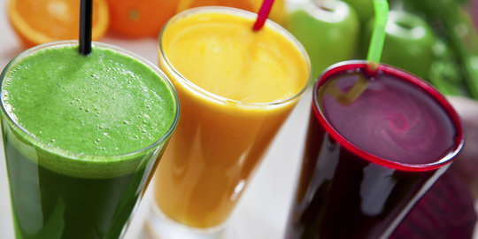 Minum 7 jus buah & sayur yang lezat berikut untuk cegah jerawat