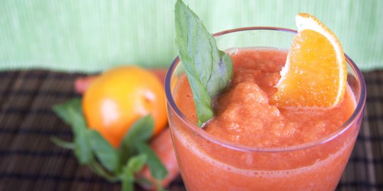 minum 7 jus buah & sayur yang lezat berikut untuk cegah jerawat