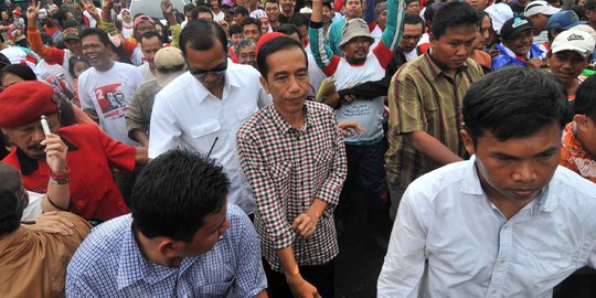 Jokowi minta relawan di Pekalongan kejar 70 persen suara