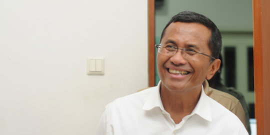 Dahlan Iskan berburu tikus bersama petani Karawang