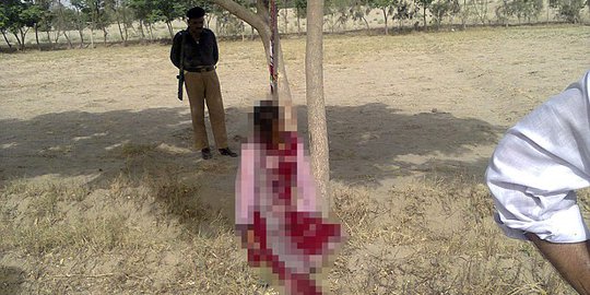 Gadis Pakistan diperkosa ramai-ramai lalu digantung