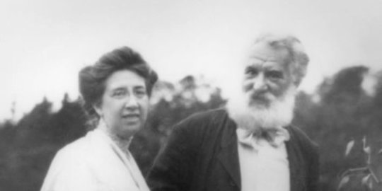 Graham Bell buat telepon sebagai bukti cinta pada istri