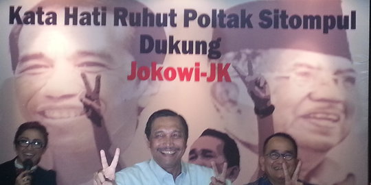 Ruhut: Ketemu Jokowi cipika cipiki, saya tersentuh