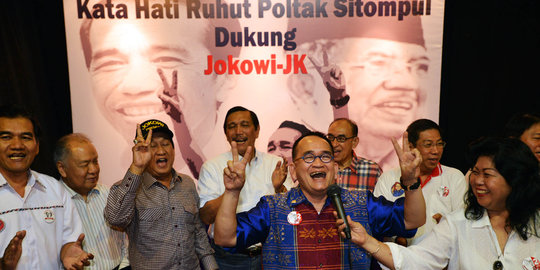 Usai deklarasi dukung Jokowi, Ruhut langsung sentil Prabowo