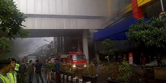 8 Jam berlalu, api masih menyala di King's Bandung