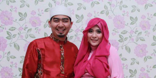 Ustad Solmed dan istri hibur Pipik di Rumah Sakit