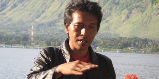 Adian Napitupulu: Soal Ruhut, PDIP tak mudah terima kutu loncat