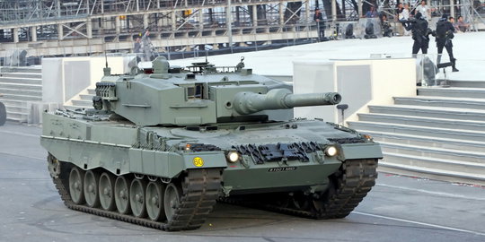 'RI akan jadi pusat produksi suku cadang Tank Leopard di Asia'
