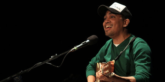 Glenn Fredly sebut Ahmad Dhani permalukan bangsa di mata dunia