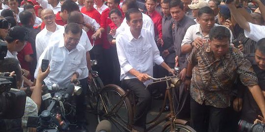 Jokowi: Isu PKI hina nasionalisme saya