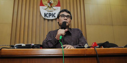 KPK geledah kediaman pengusaha Syarif Abu Bakar