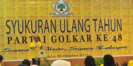 Golkar pecat kader, pendiri melawan